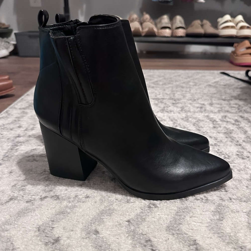 Indigo Shoes RD Heeled Leather Pointed A Toe Boots